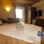 Apartman Hof Am Schoenbach-1 By Interhome